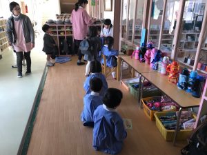 静かに待てるのは強い心